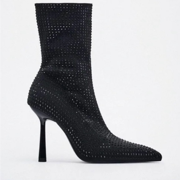 ‼️WOW‼️Zara - STUNNING‼️Rhinestone high heel ankle boot🤩 - Picture 5 of 11